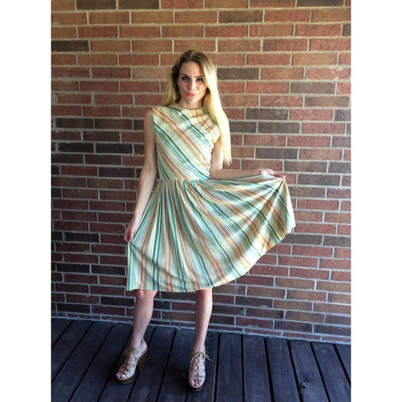 vintage 60s GREEN ORANGE diagonal striped Mod DRESS Small full skirt indie retro - Picture 2 of 10